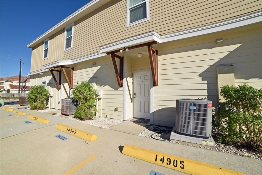 Take a look at this great place to gather within walking - Beach Townhome/Townhouse for sale in Corpus Christi, Texas on Beachhouse.com