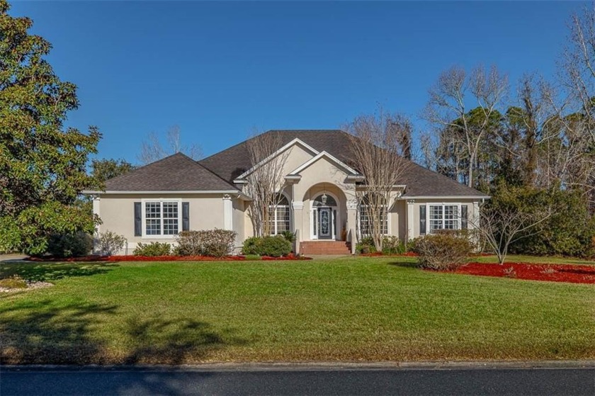 Welcome home to Oak Grove Island where 112 Majestic Drive is a - Beach Home for sale in Brunswick, Georgia on Beachhouse.com