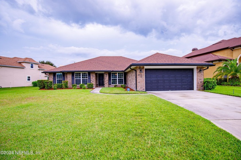 Introducing 12505 Dewhurst Circle--a captivating waterfront - Beach Home for sale in Jacksonville, Florida on Beachhouse.com