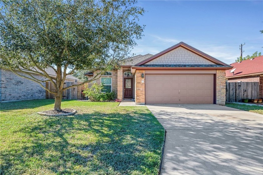 Pristine home and a wonderful floor plan. 126 Whistler's Cove - Beach Home for sale in Rockport, Texas on Beachhouse.com