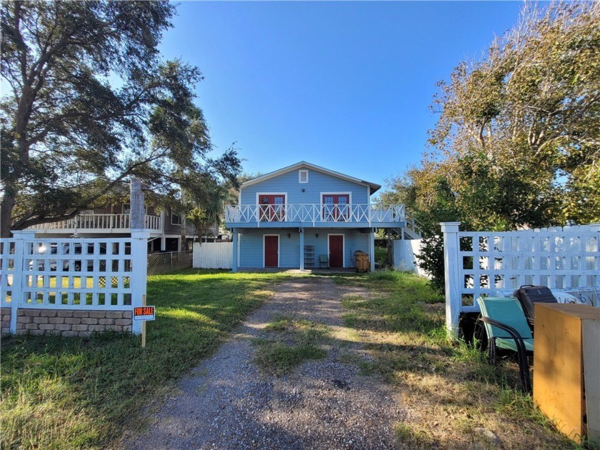 Diamond in the rough with major potential being sold as it sits! - Beach Home for sale in Corpus Christi, Texas on Beachhouse.com