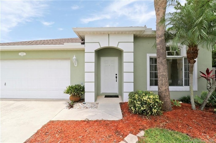 Welcome to this charming 3-bedroom, 2-bath, 2-car garage home - Beach Home for sale in Stuart, Florida on Beachhouse.com