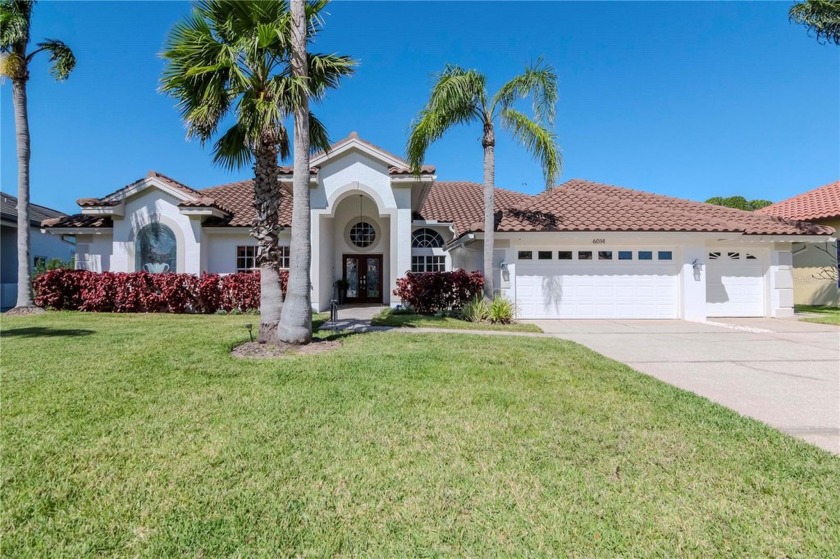 $15,000 SELLERS CREDIT. HIGH  DRY! NO ISSUES WITH FLOODING! - Beach Home for sale in Tampa, Florida on Beachhouse.com