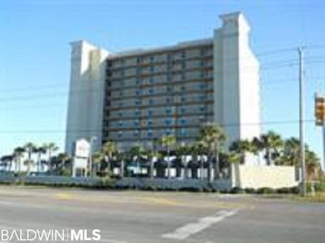 2nd floor... Great Location Very High Demand Rental Building - Beach Home for sale in Gulf Shores, Alabama on Beachhouse.com