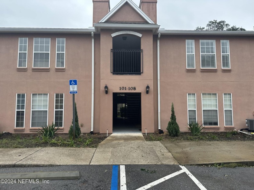 Coastal living at its finest in this charming condominium - Beach Condo for sale in Jacksonville Beach, Florida on Beachhouse.com