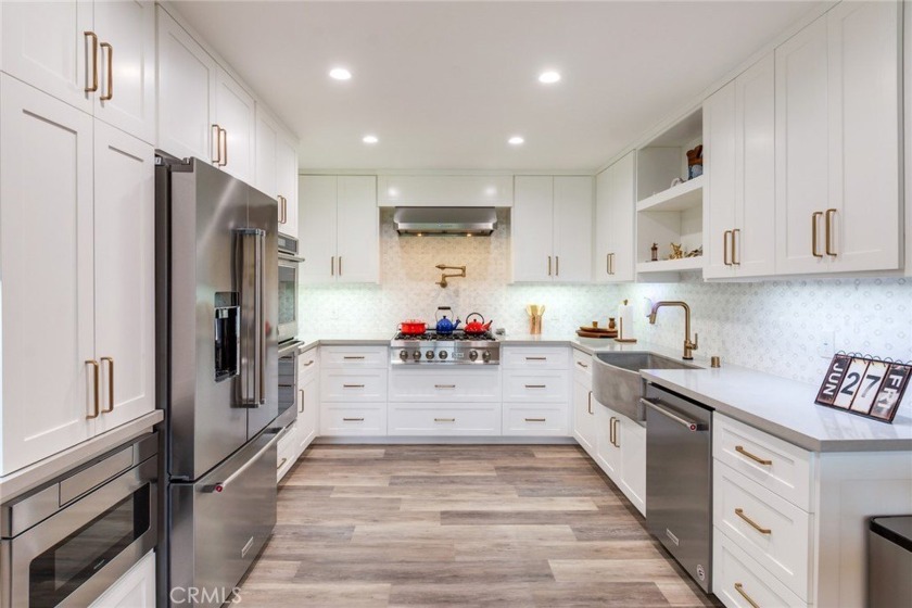Gorgeous renovated and completely updated 3 bedroom/2 bath condo - Beach Condo for sale in San Clemente, California on Beachhouse.com