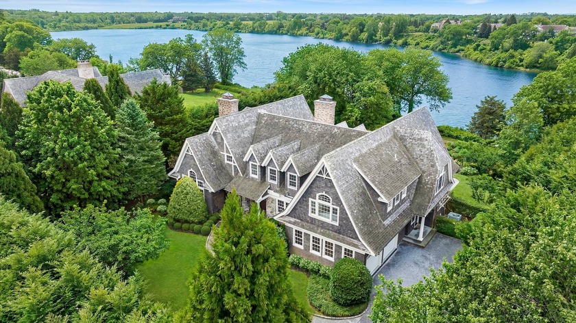 A rare pond front offering in Bridgehampton South. Set on 0.92+- - Beach Home for sale in Bridgehampton, New York on Beachhouse.com