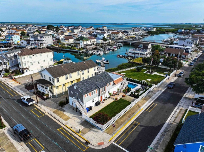 JUST LISTED. Summertime oasis. Buy now and move-in prior to - Beach Home for sale in Wildwood, New Jersey on Beachhouse.com