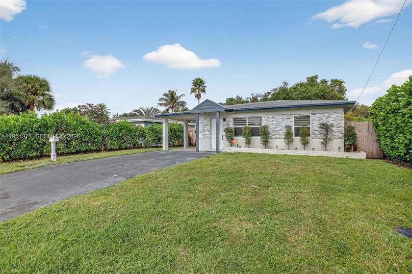 Completely Renovated N. Andrews Gardens 2 bedroom 2 bath & - Beach Home for sale in Oakland Park, Florida on Beachhouse.com