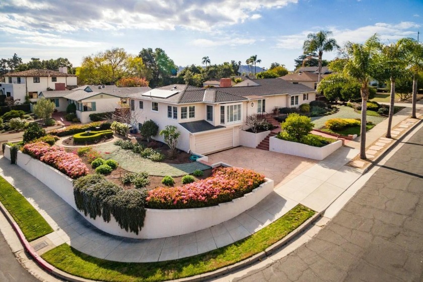 Lovely Santa Barbara home with panoramic mountain and Riviera - Beach Home for sale in Santa Barbara, California on Beachhouse.com