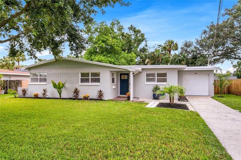 Recently renovated 3 bed, 2 bath home in an amazing location! - Beach Home for sale in Tampa, Florida on Beachhouse.com