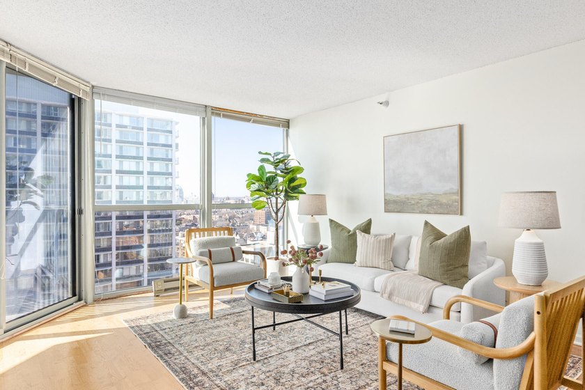 Breathtaking floor-to-ceiling windows and panoramic views of - Beach Condo for sale in Milwaukee, Wisconsin on Beachhouse.com