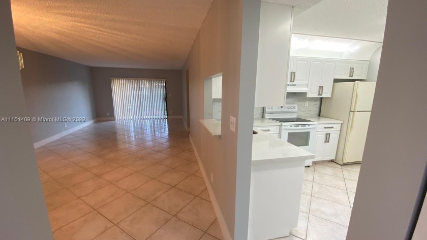 Incredible 2/2 located in the second floor with large bedrooms - Beach Condo for sale in Delray Beach, Florida on Beachhouse.com