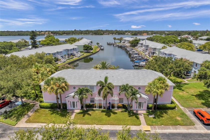 Once you pull through the gate you will not want to leave this - Beach Condo for sale in St. Petersburg, Florida on Beachhouse.com