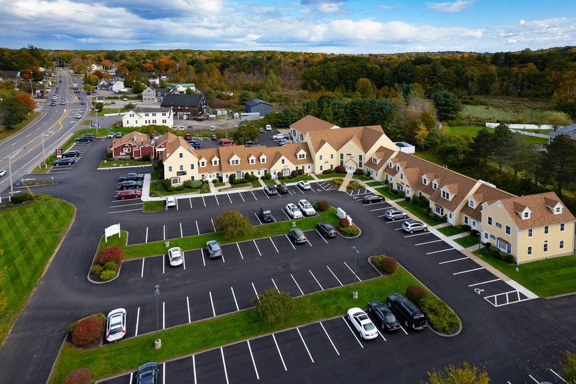 Looking for a professional office space to meet clients? Tired - Beach Commercial for sale in York, Maine on Beachhouse.com