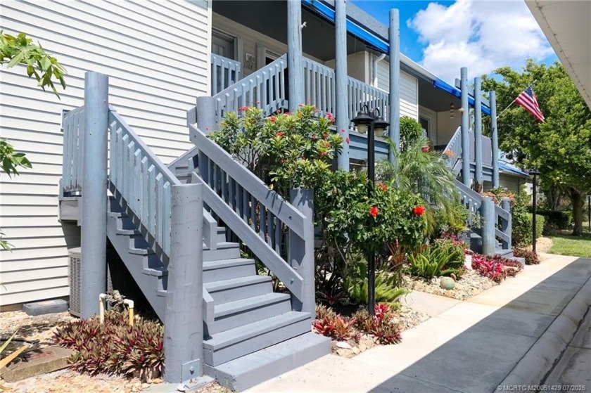Bright and Modern Condo just a breeze away from the Ocean - Beach Condo for sale in Jensen Beach, Florida on Beachhouse.com