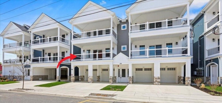 LAST UNIT with PRIVATE GARAGE AND BONUS/STORAGE ROOM! Welcome to - Beach Condo for sale in Wildwood, New Jersey on Beachhouse.com