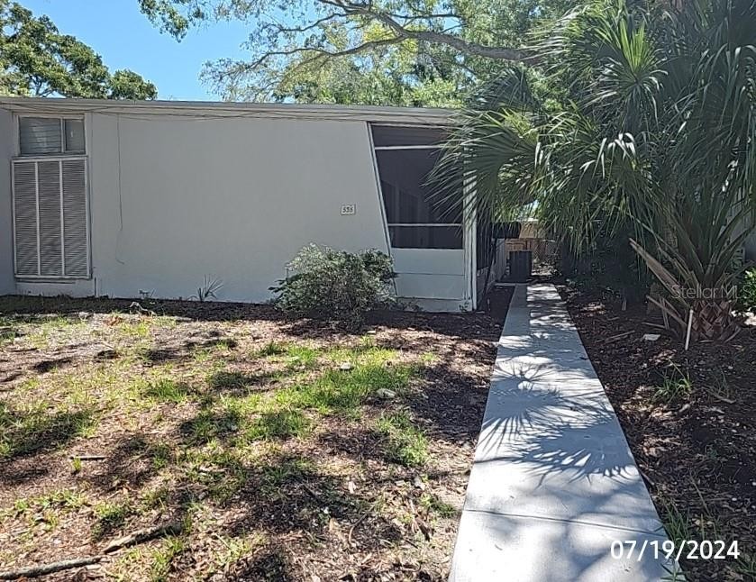 Vintage modern duplex with mirrored 2 bedrooms and 2 baths on - Beach Townhome/Townhouse for sale in St. Petersburg, Florida on Beachhouse.com