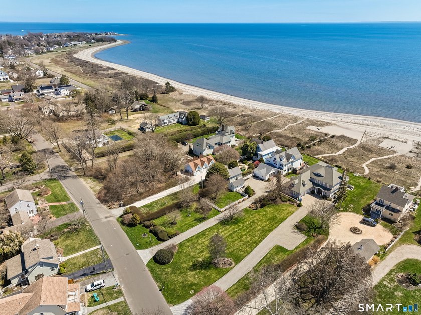 413 Ocean Avenue: Direct Waterfront with Private Sandy Beach & - Beach Home for sale in Stratford, Connecticut on Beachhouse.com