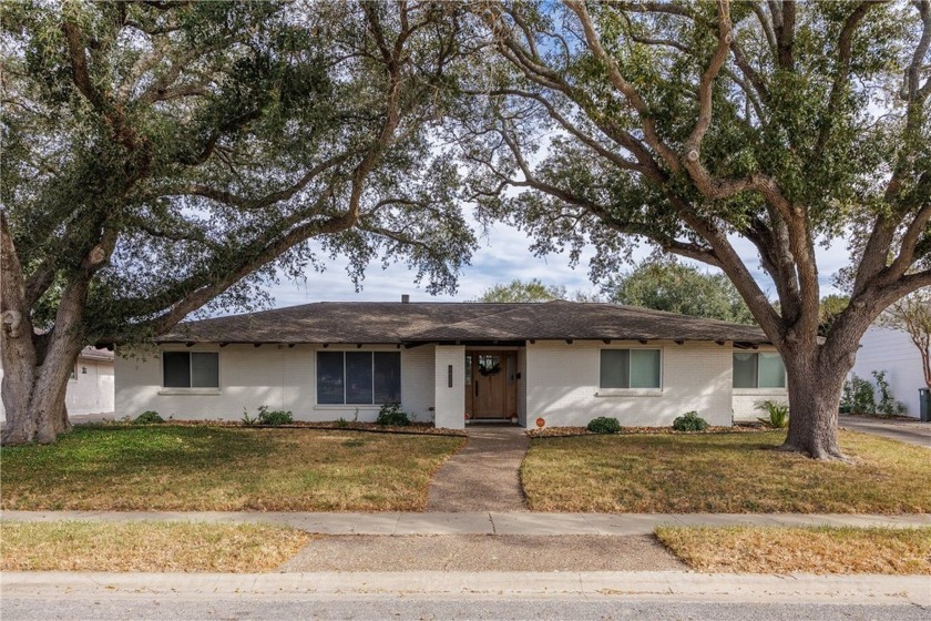 Discover your dream home just steps away from the first green of - Beach Home for sale in Corpus Christi, Texas on Beachhouse.com