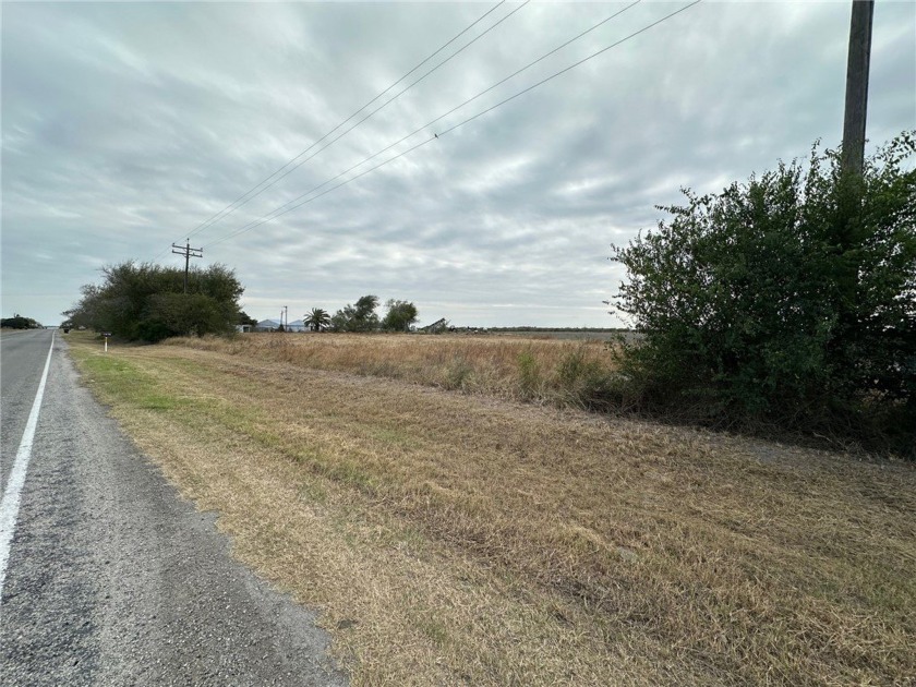 Discover 1.478 acres of potential on FM 628 in Riviera, TX! This - Beach Lot for sale in Riviera, Texas on Beachhouse.com