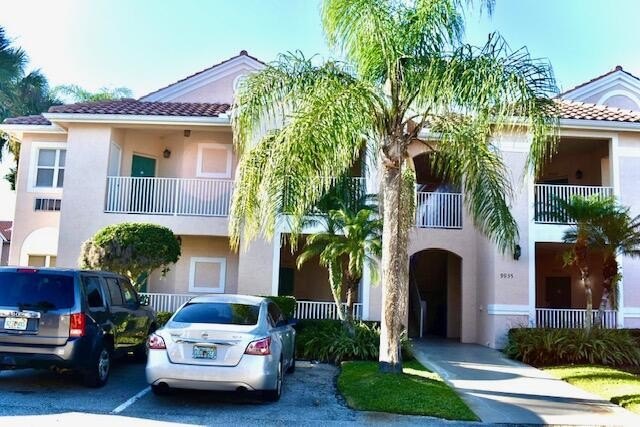 Perfect for investors - Condo in PGA Village's Golf Villas II - Beach Condo for sale in Port Saint Lucie, Florida on Beachhouse.com