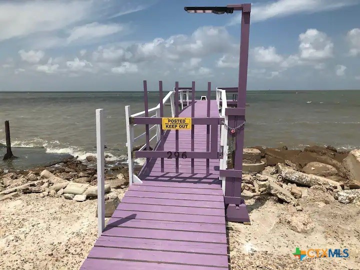 Beach Cabin with Lighted Fishing pier in the historical coastal - Beach Home for sale in Port Lavaca, Texas on Beachhouse.com