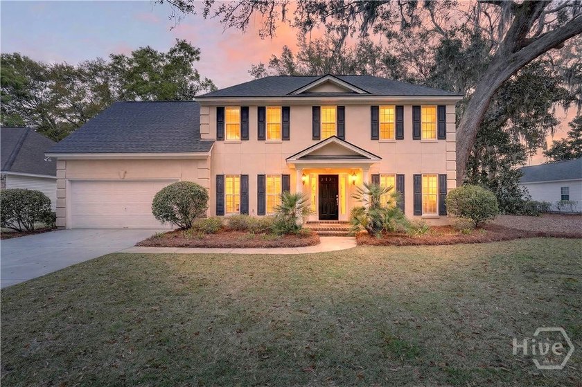 Welcome home to this beautiful 4 bed, 2.5 bath residence - Beach Home for sale in Savannah, Georgia on Beachhouse.com
