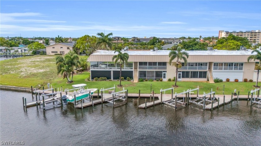 PRICE REDUCTION!!!!!    WOW!! GROUND FLOOR SAILBOAT ACCESS condo - Beach Condo for sale in Cape Coral, Florida on Beachhouse.com