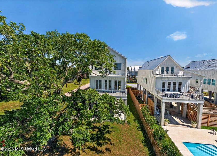 An Incredible Opportunity to Own Gulf-Front Luxury. Don't miss - Beach Home for sale in Pass Christian, Mississippi on Beachhouse.com