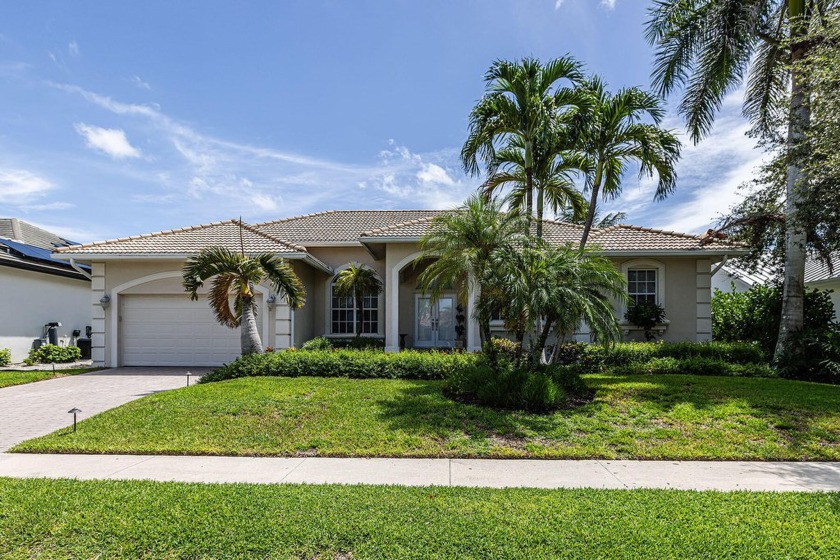 Imagine owning your own beautiful single family waterfront home - Beach Home for sale in Marco Island, Florida on Beachhouse.com