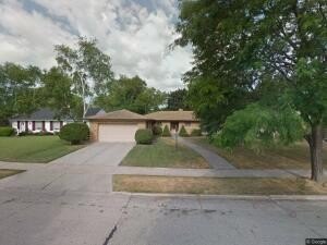 Highly desirable, one owner, lake-proximal Allendale location - Beach Home for sale in Kenosha, Wisconsin on Beachhouse.com