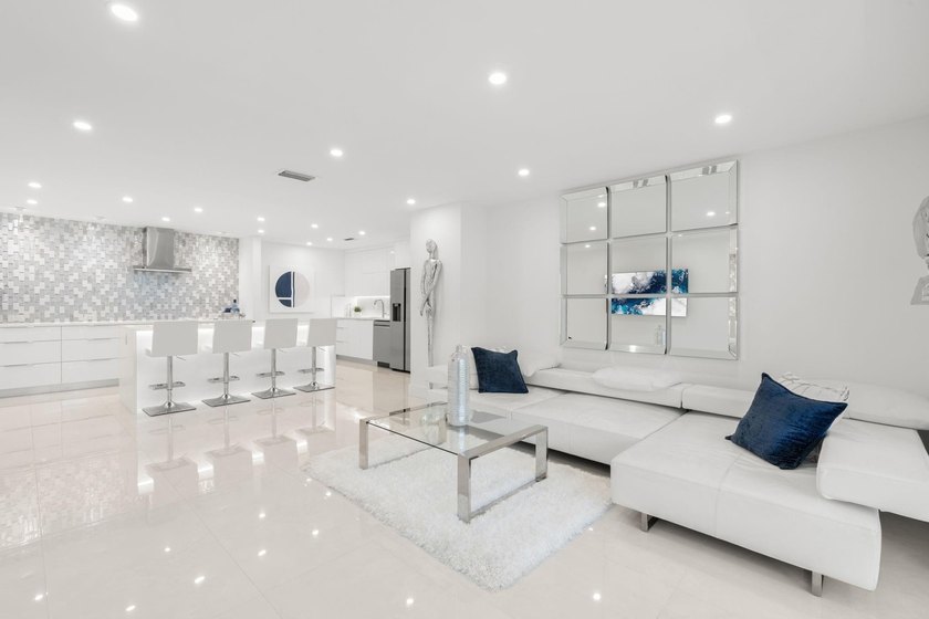 Sparkling Diamond of Miami Modern Design. Experience - Beach Condo for sale in Fort Lauderdale, Florida on Beachhouse.com