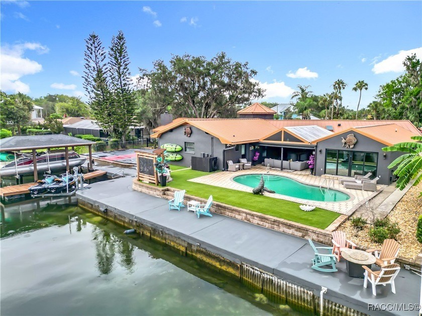 A Masterpiece of Waterfront Elegance. Positioned on one of - Beach Home for sale in Crystal River, Florida on Beachhouse.com