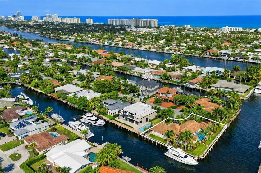 Waterfront interior point lot (approx. 263'+-) in the exclusive - Beach Home for sale in Fort Lauderdale, Florida on Beachhouse.com
