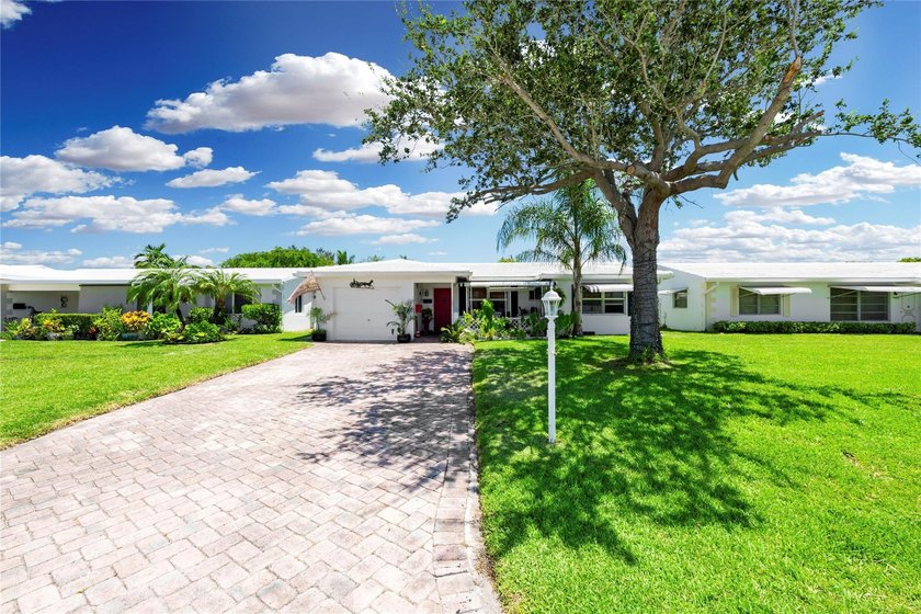 Welcome to this beautifully maintained single-family home - Beach Home for sale in Pompano Beach, Florida on Beachhouse.com