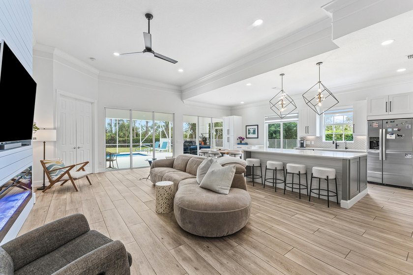 Spectacular One-Level 3 bed/Den home Like No Other in Carleton - Beach Home for sale in Palm Beach Gardens, Florida on Beachhouse.com