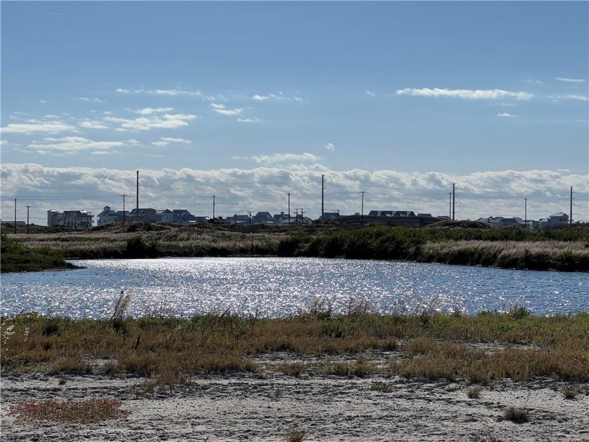 Unbelievable opportunity to own a waterfront lake/canal vacant - Beach Lot for sale in Port Aransas, Texas on Beachhouse.com