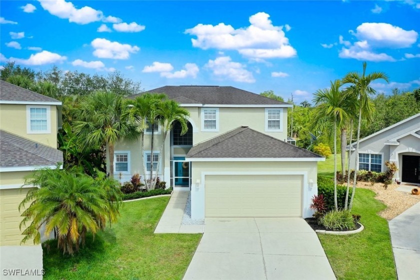 This beautifully remodeled 2-story home offers 4 bedrooms plus a - Beach Home for sale in Fort Myers, Florida on Beachhouse.com