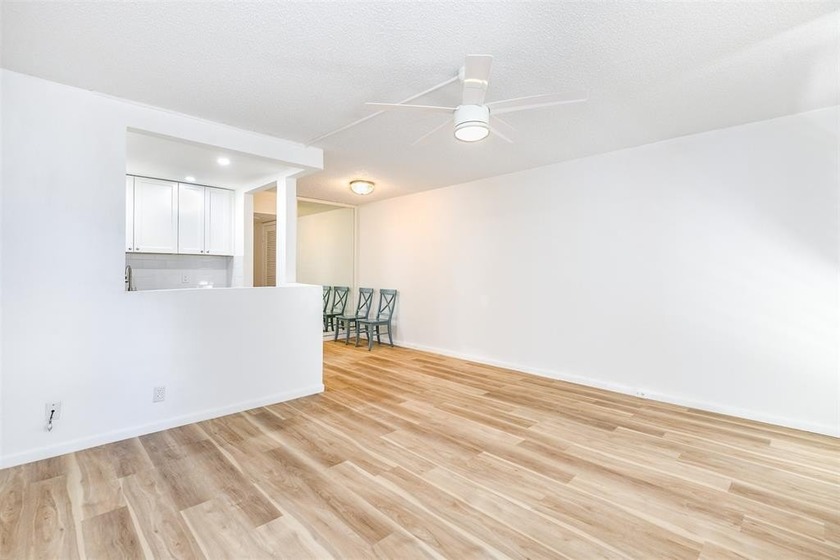 Beautifully remodeled first-floor unit filled with natural light - Beach Condo for sale in Deerfield Beach, Florida on Beachhouse.com