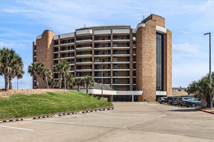 Fabulous top floor condo at the Aransas Princess with - Beach Condo for sale in Port Aransas, Texas on Beachhouse.com