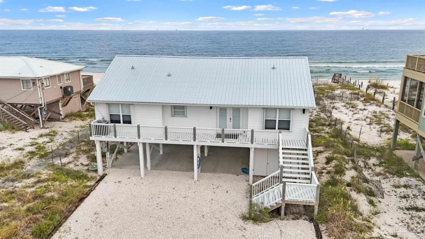 Completely renovated 4 bedroom 2 bath floor plan directly on the - Beach Home for sale in Gulf Shores, Alabama on Beachhouse.com