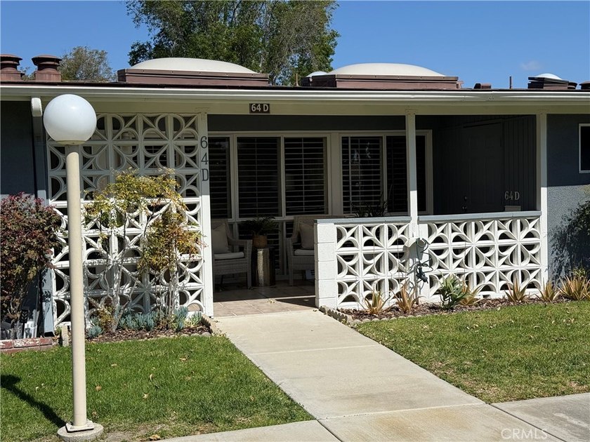This charming 1 bedroom 1-bathroom cottage is facing southwest - Beach Other for sale in Seal Beach, California on Beachhouse.com