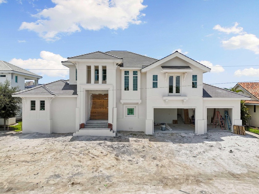 Look no further-paradise is calling. Built by the well-known - Beach Home for sale in Marco Island, Florida on Beachhouse.com
