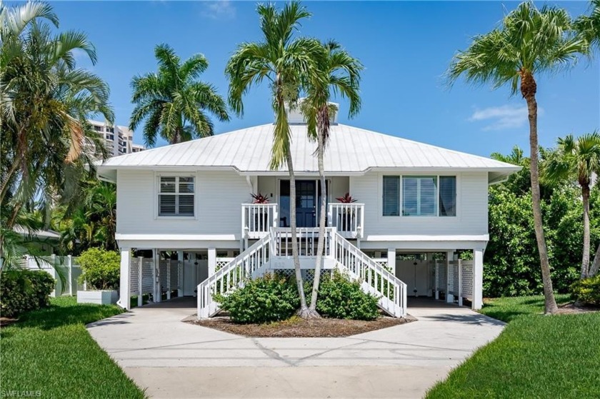 Tropical paradise just a couple blocks from South Marco Beach! - Beach Home for sale in Marco Island, Florida on Beachhouse.com