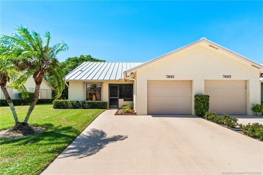 Move right in and enjoy this well maintained 2 Bedroom, 2 Bath - Beach Home for sale in Hobe Sound, Florida on Beachhouse.com