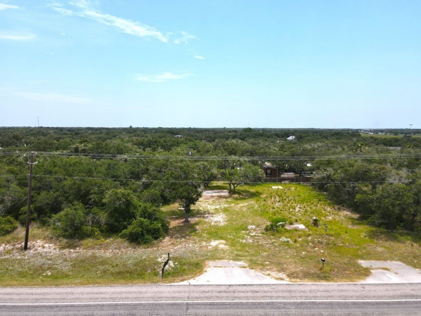 This 50x125 lot, ideally located just a short distance from town - Beach Lot for sale in Rockport, Texas on Beachhouse.com