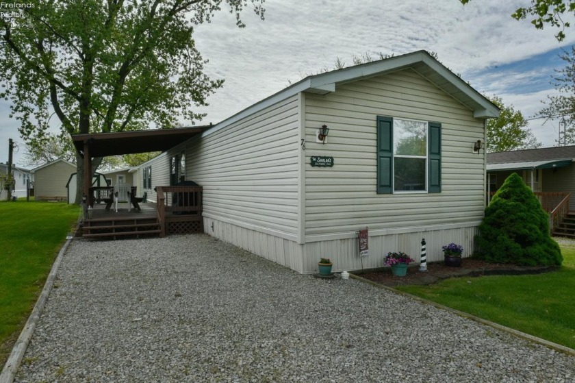 Your Own Slice of Vacation Land Awaits! Welcome to West Harbor - Beach Home for sale in Marblehead, Ohio on Beachhouse.com
