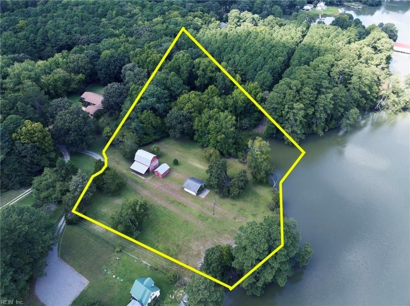 The 2.87-acre waterfront parcel, on Morse Creek, offers the - Beach Acreage for sale in Mathews, Virginia on Beachhouse.com