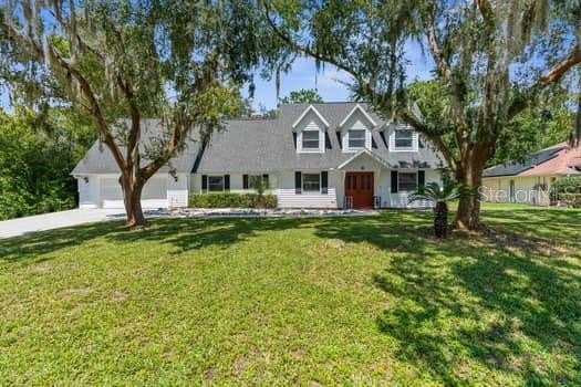 Welcome to your dream home near the enchanting Homosassa - Beach Home for sale in Homosassa, Florida on Beachhouse.com